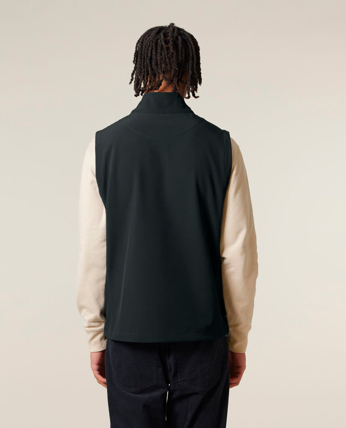 Black - C002