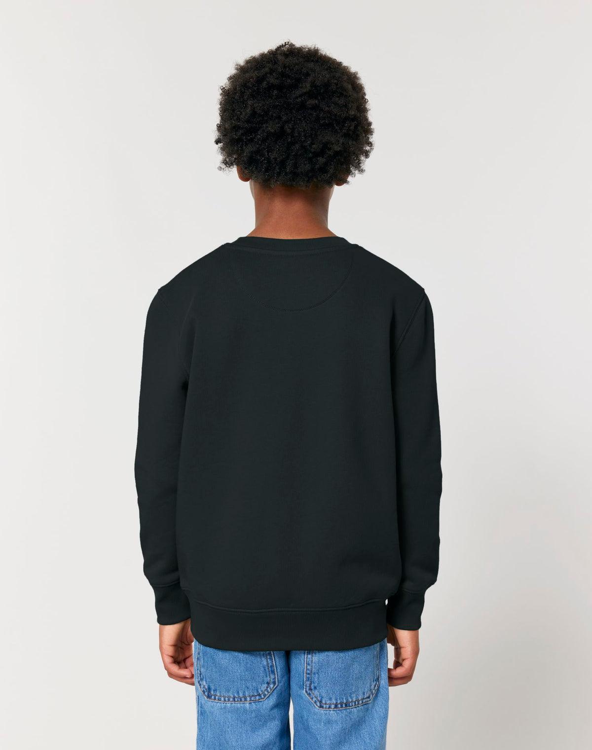 Black - C002