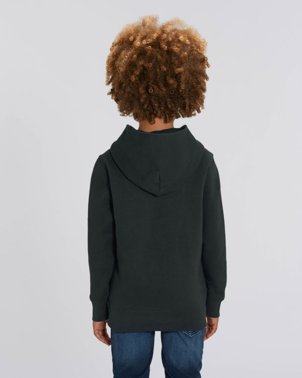 Black - C002