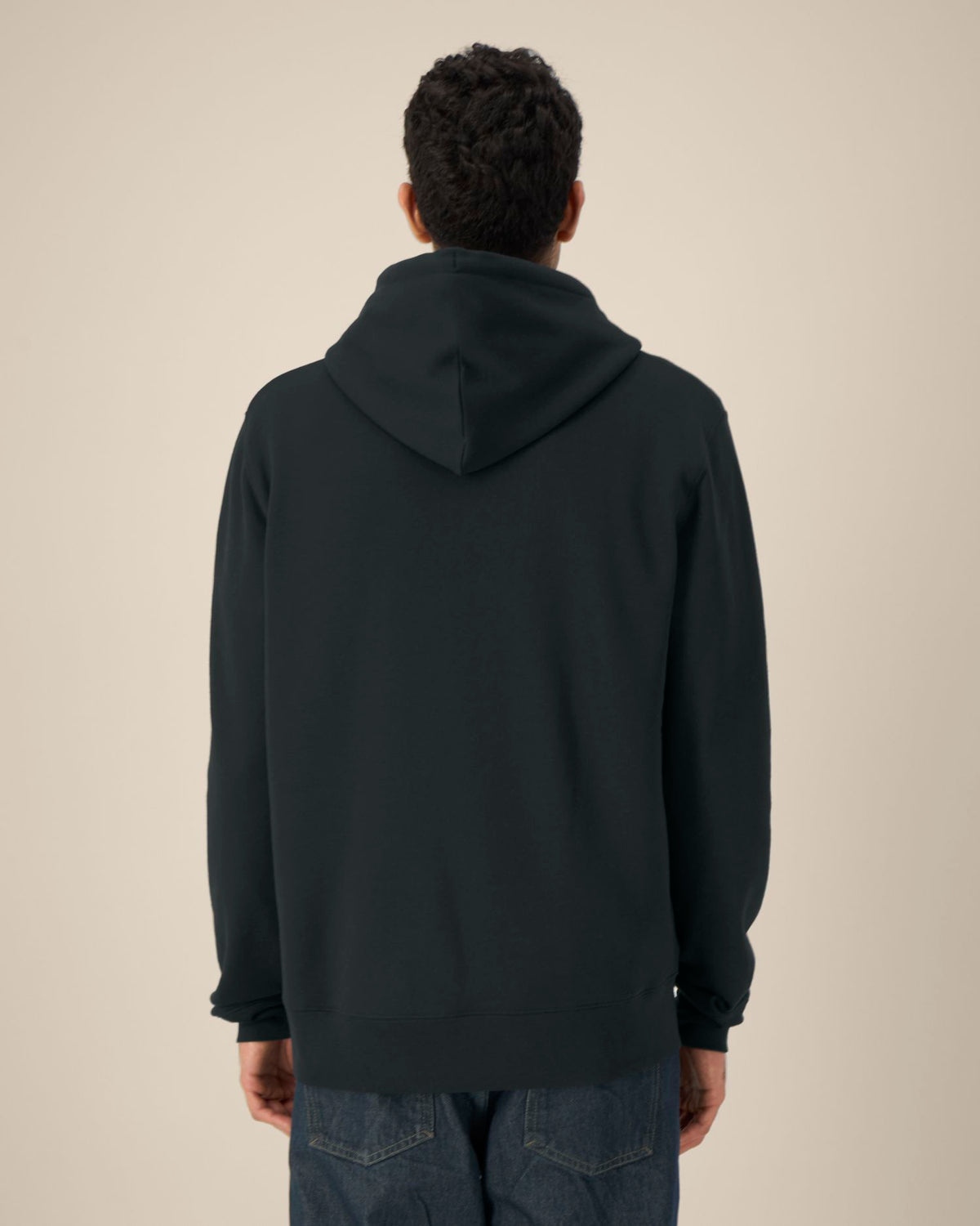 Black - C002