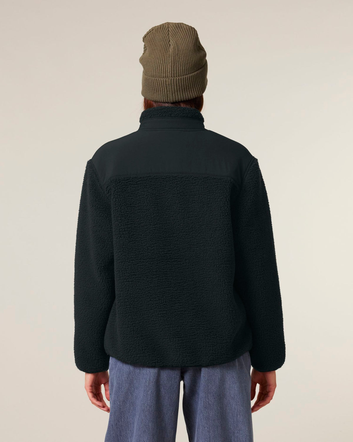Black - C002