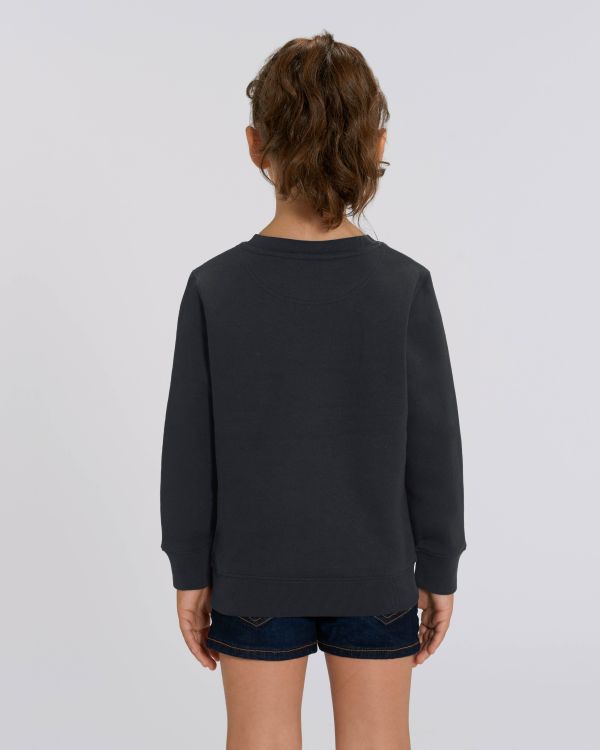 Black - C002