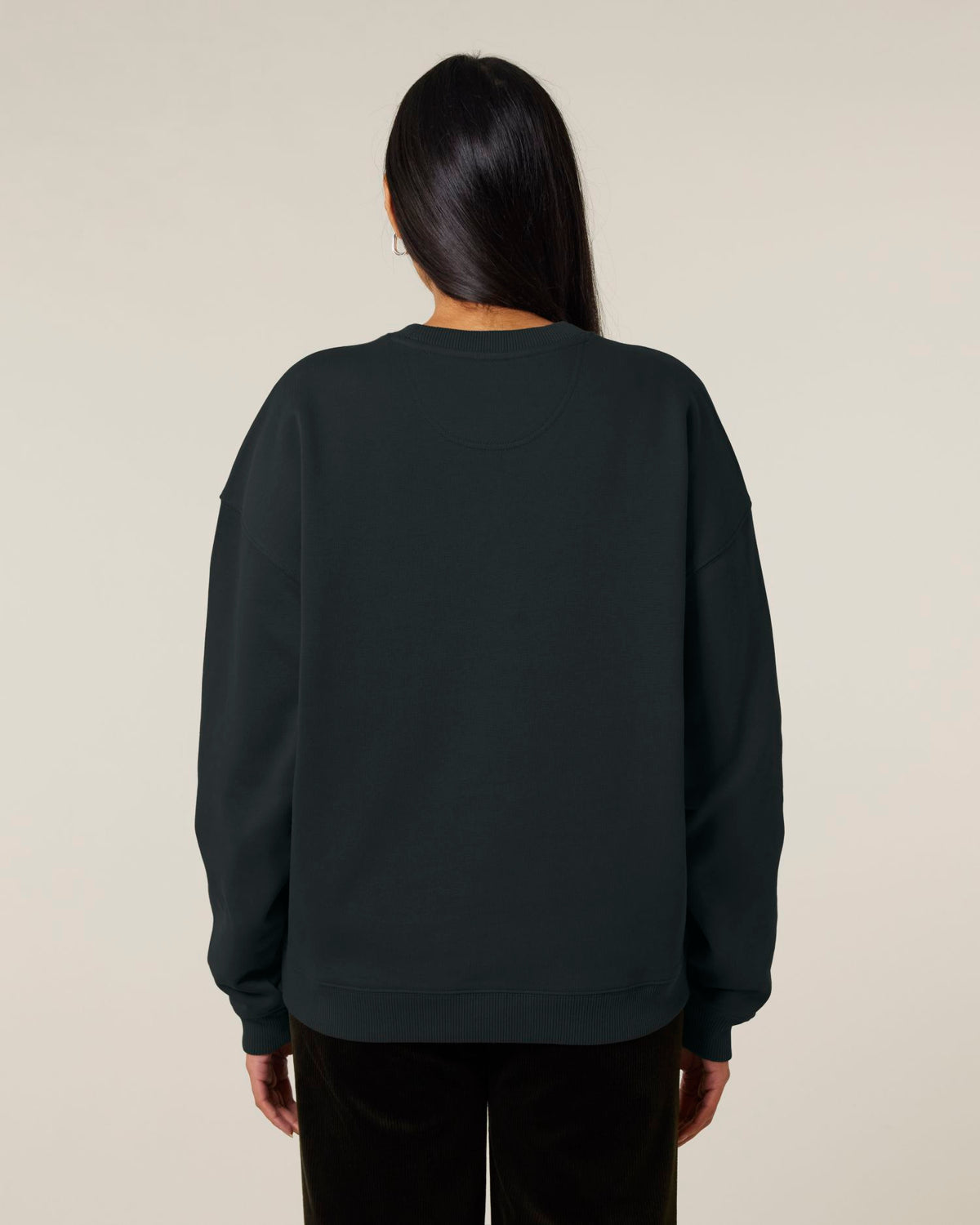 Black - C002