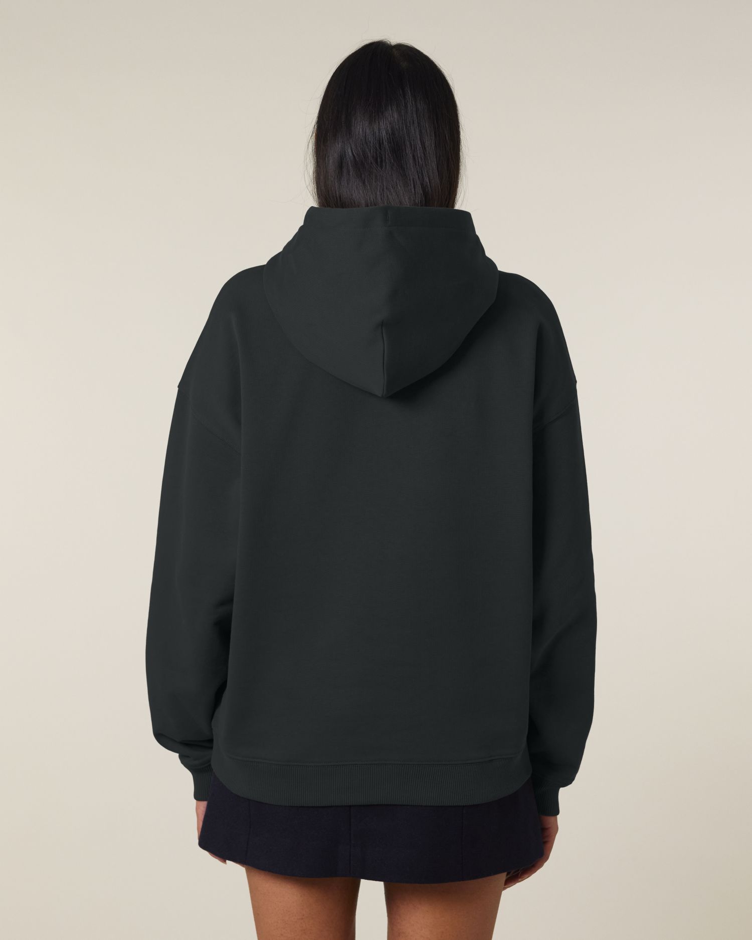 Black - C002