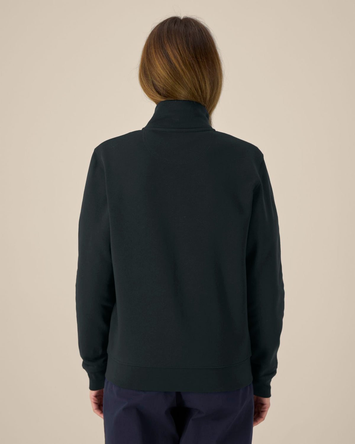 Black - C002