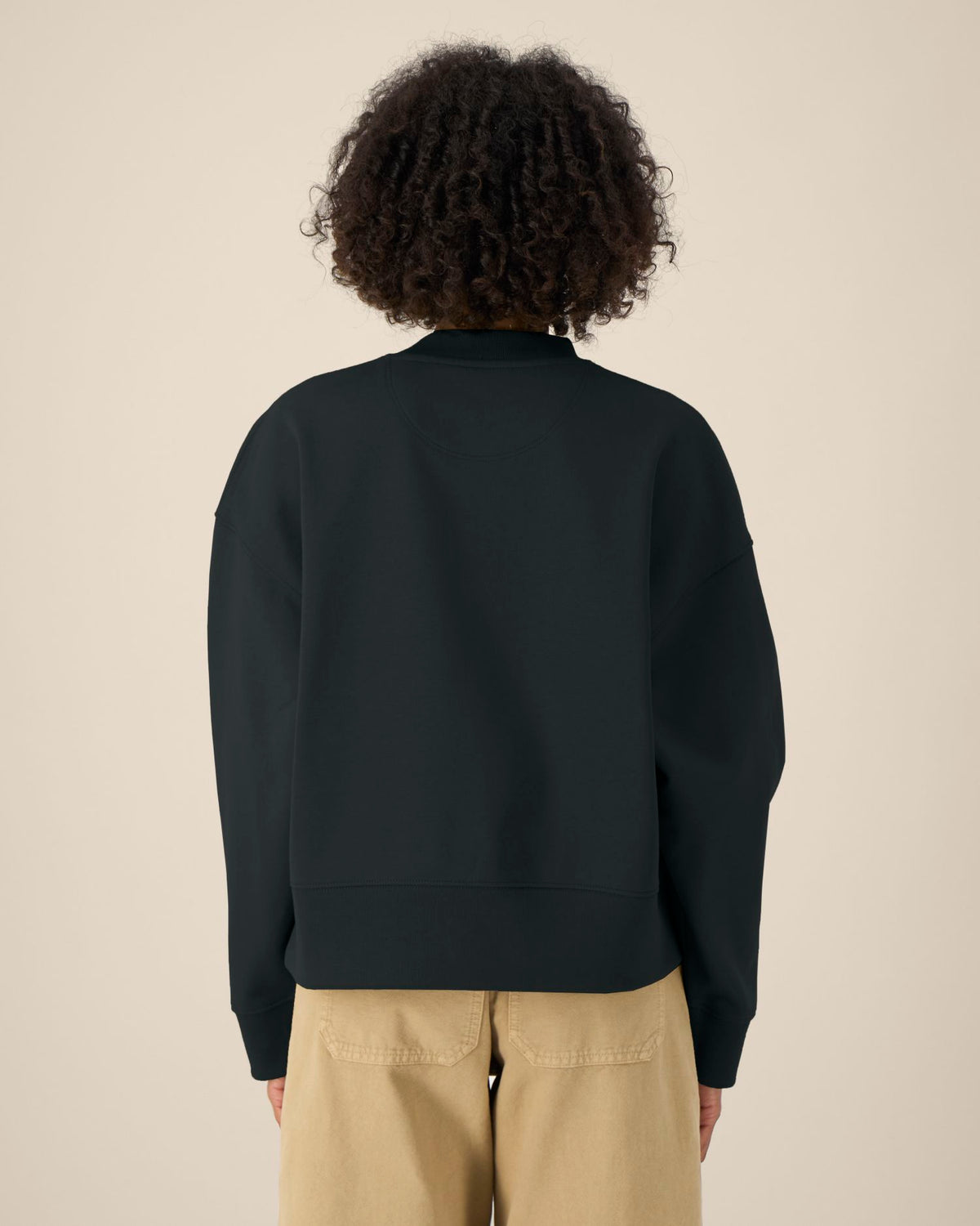 Black - C002
