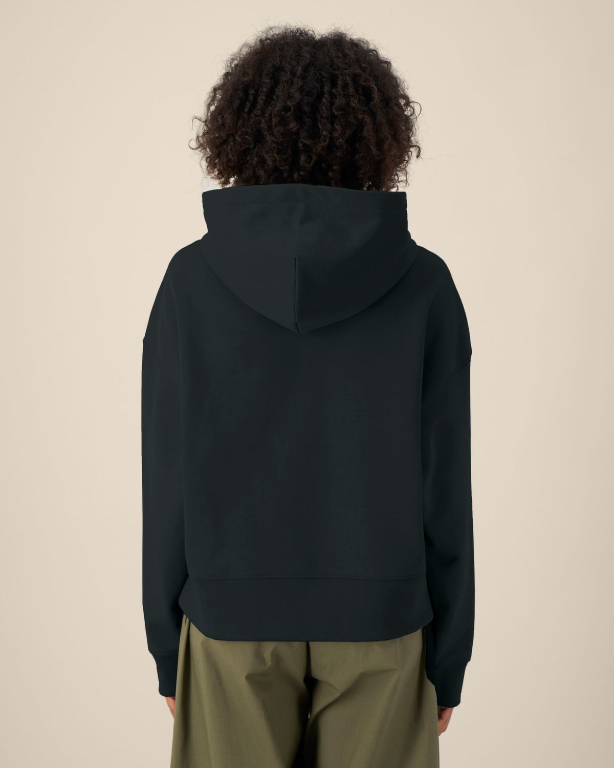Black - C002