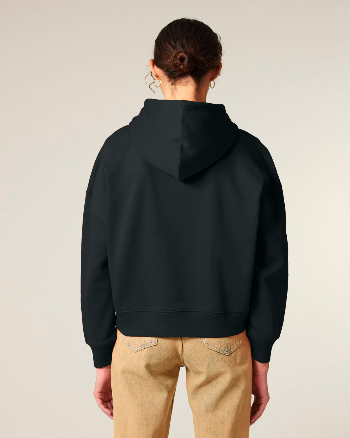 Black - C002