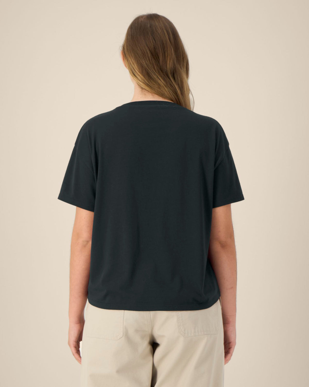 Black - C002