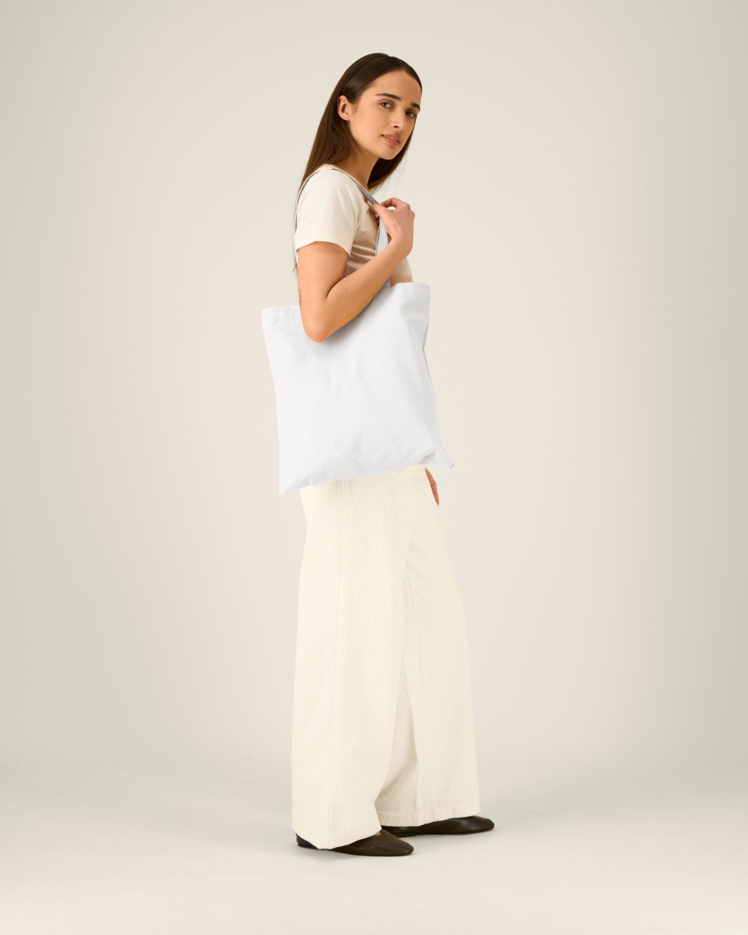 White - C001