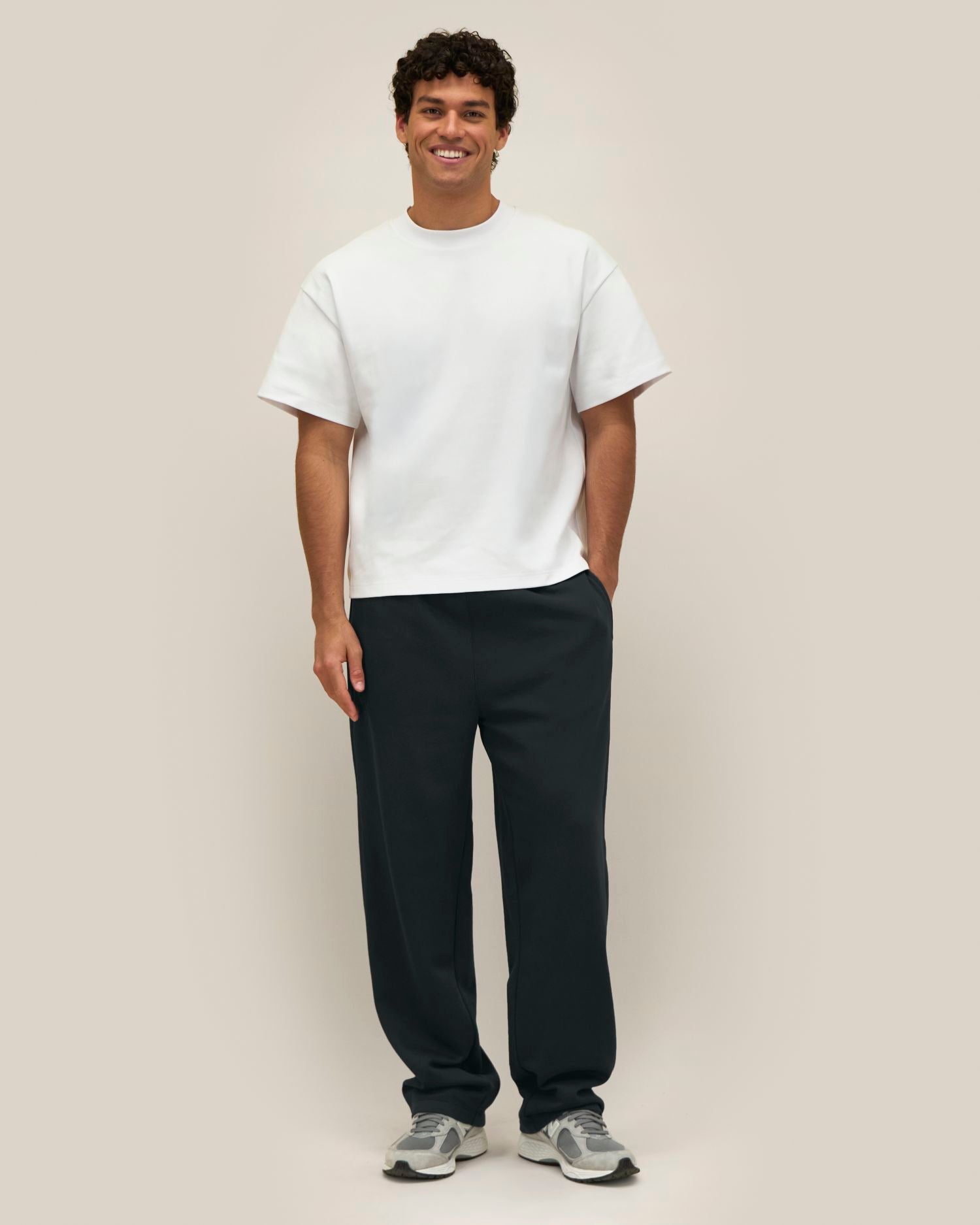 Black - C002
