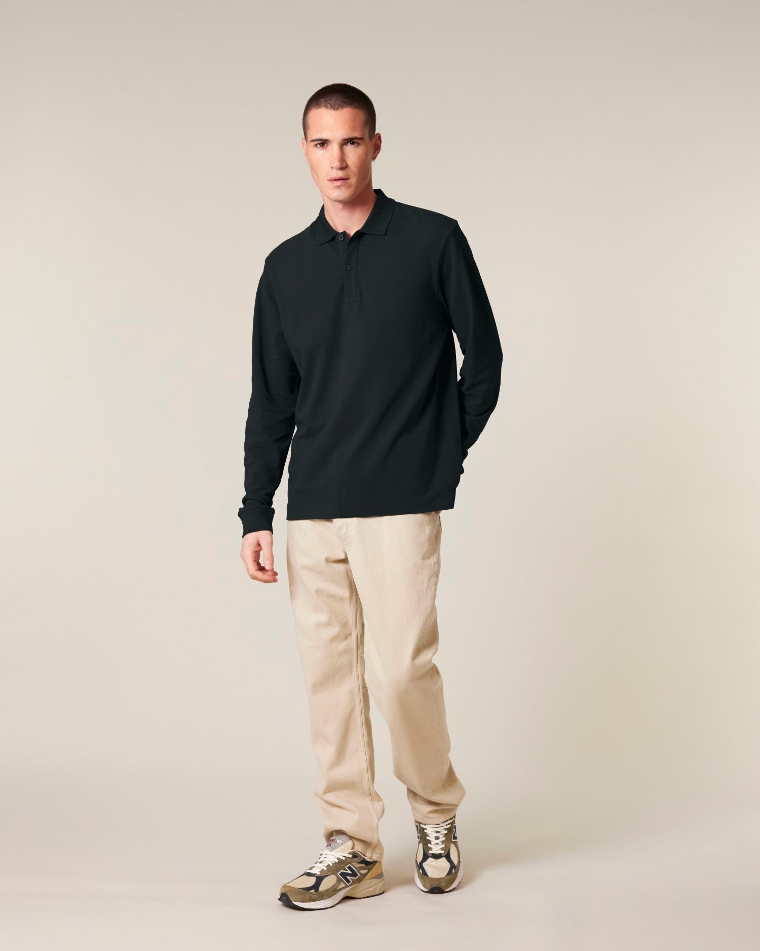 Black - C002