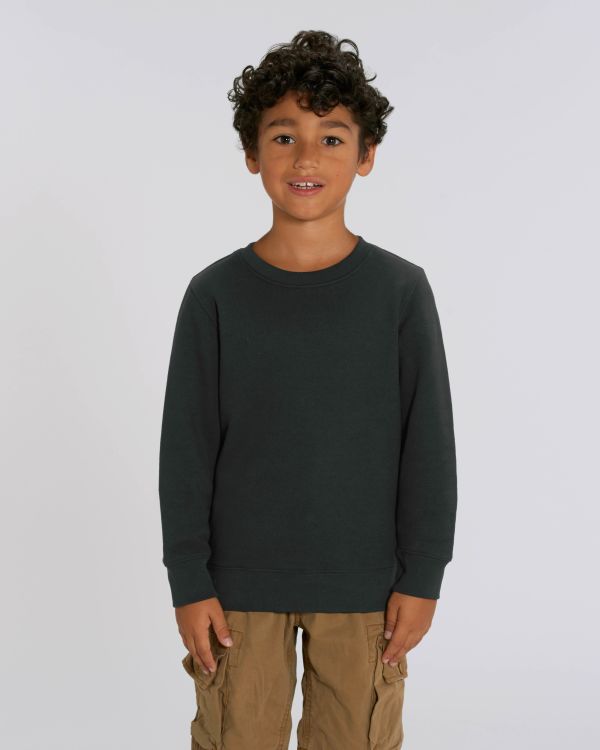 Black - C002