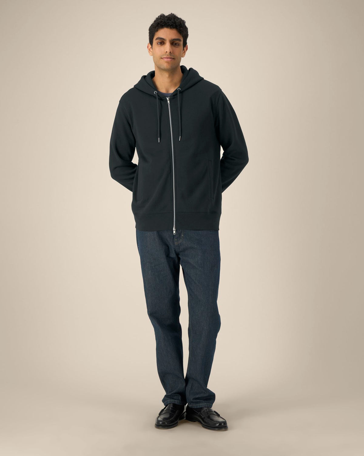 Black - C002