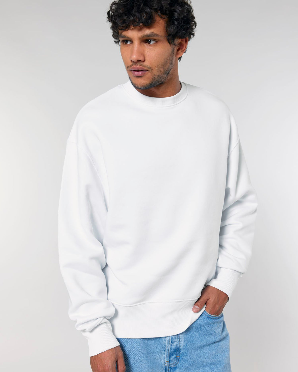 White - C001