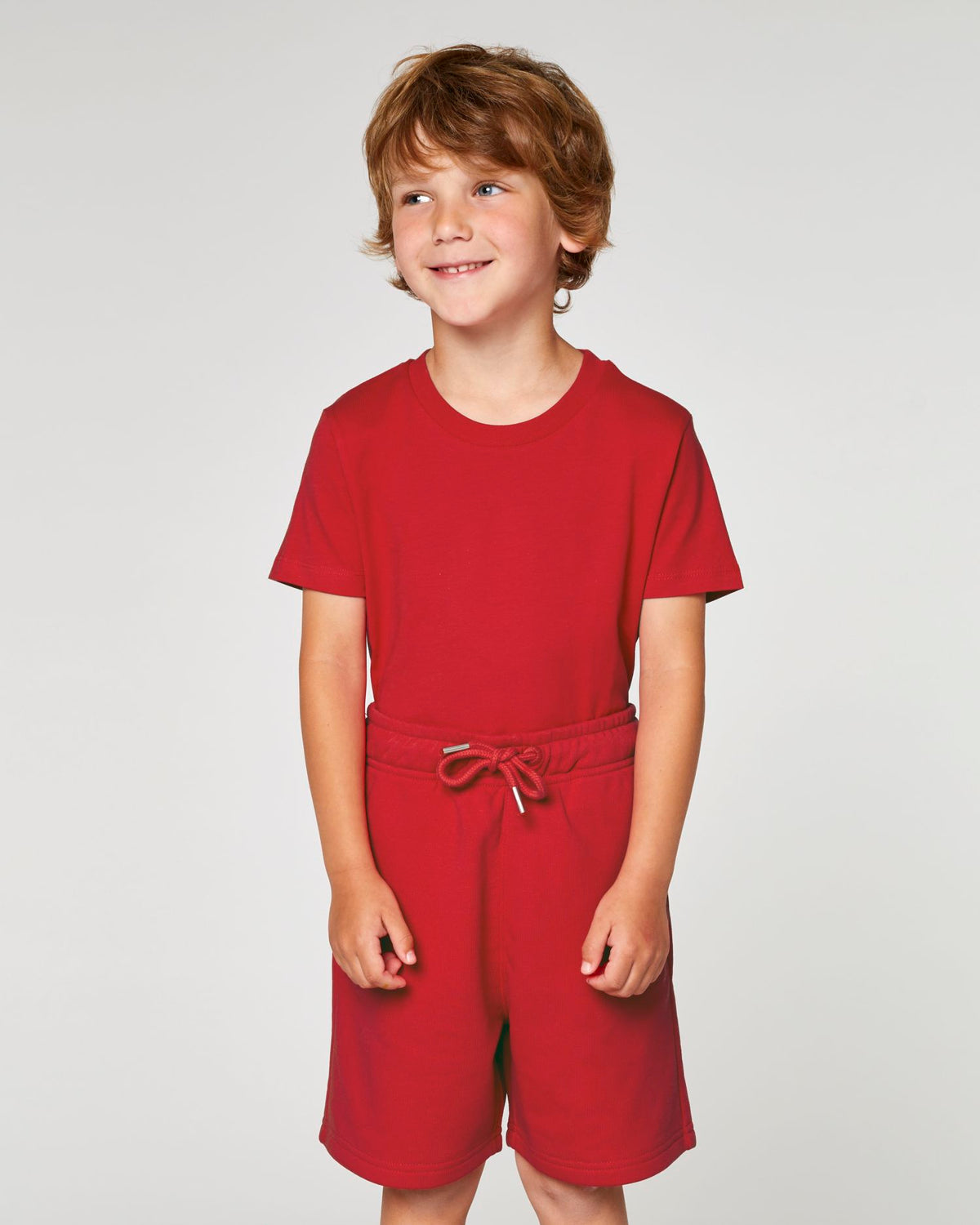 Red - C004