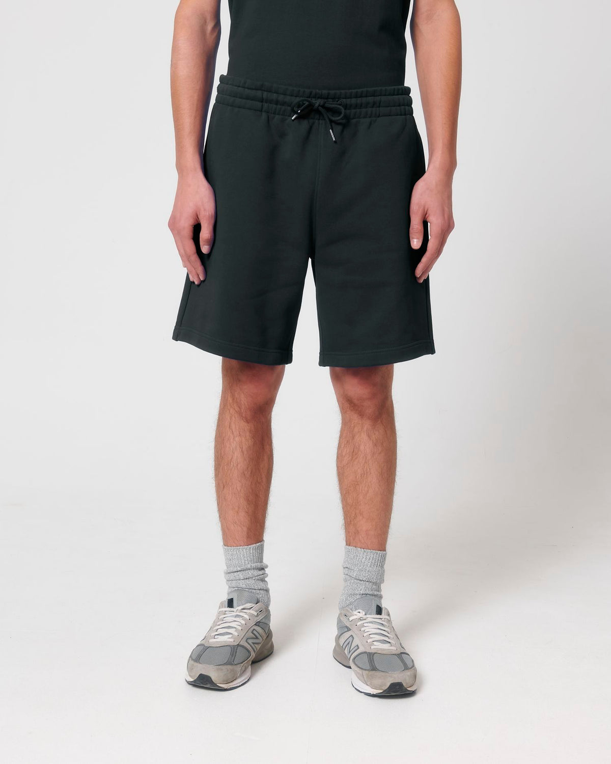 Black - C002
