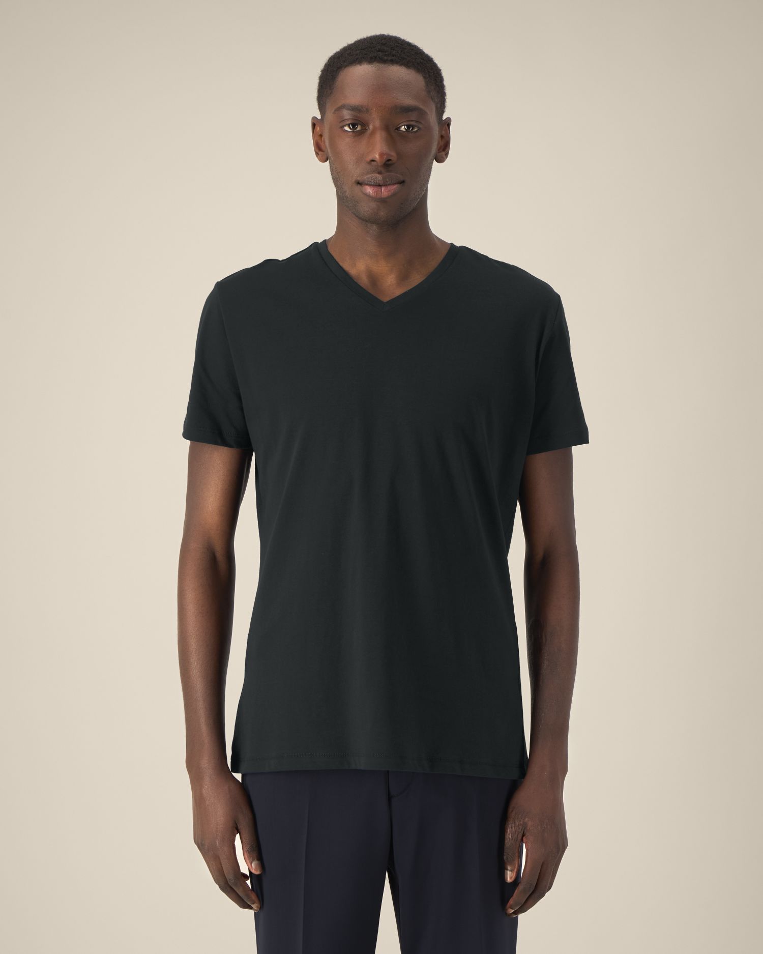 Black - C002