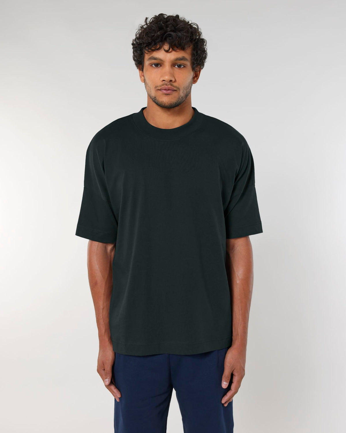 Black - C002