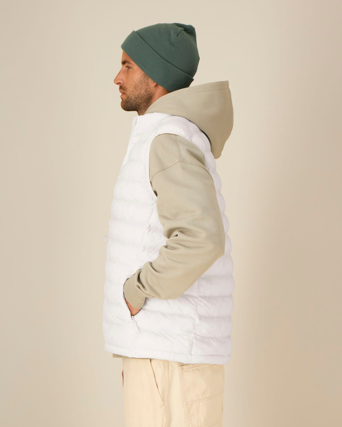 Off White - C018