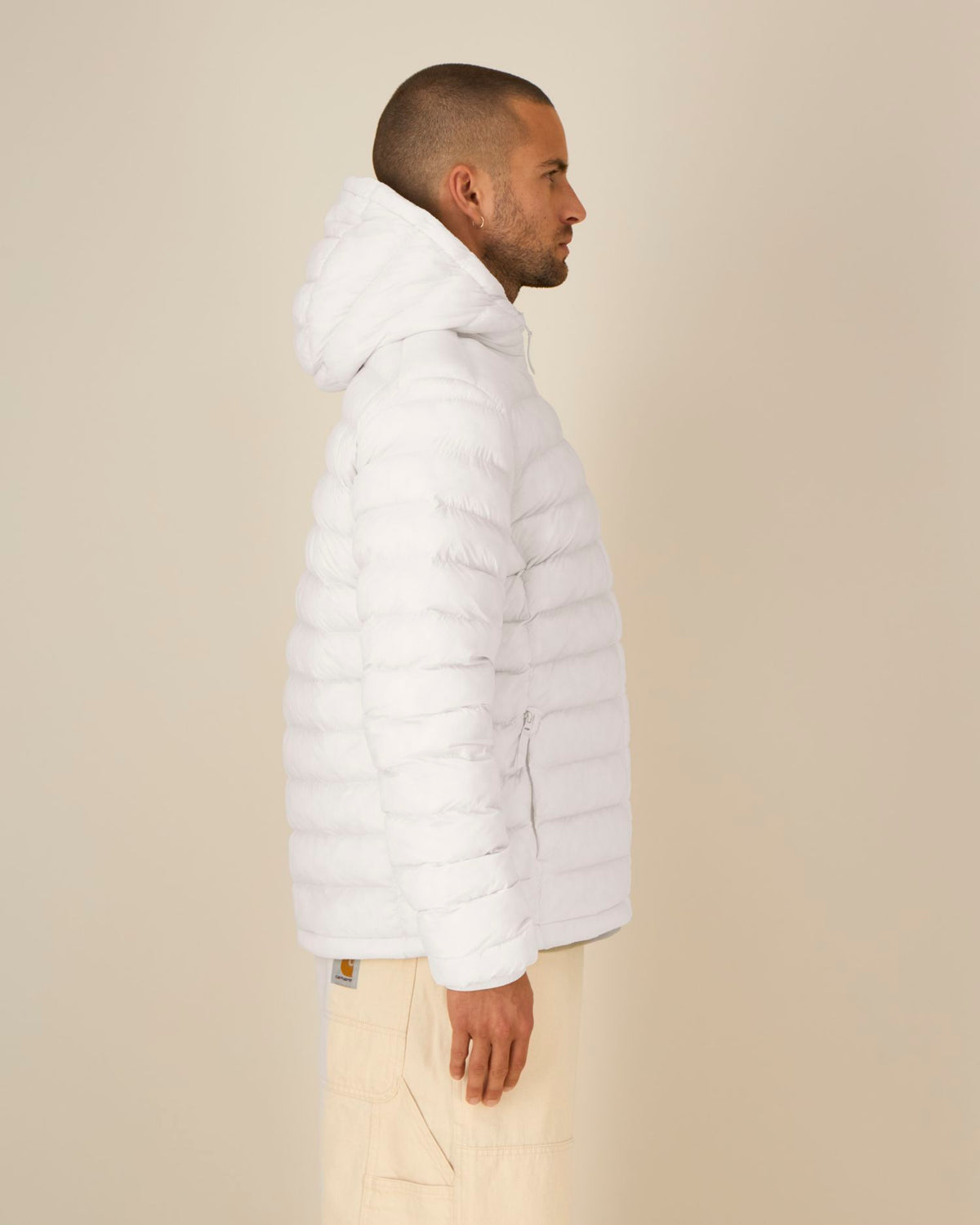 Off White - C018