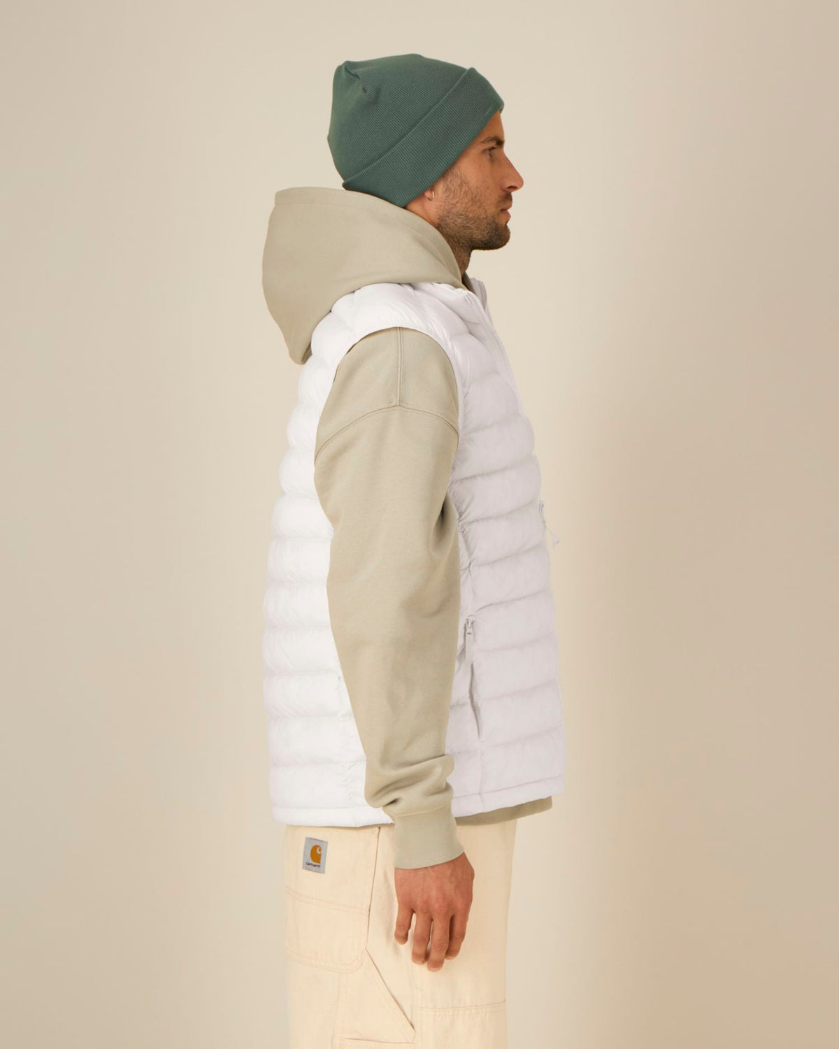 Off White - C018