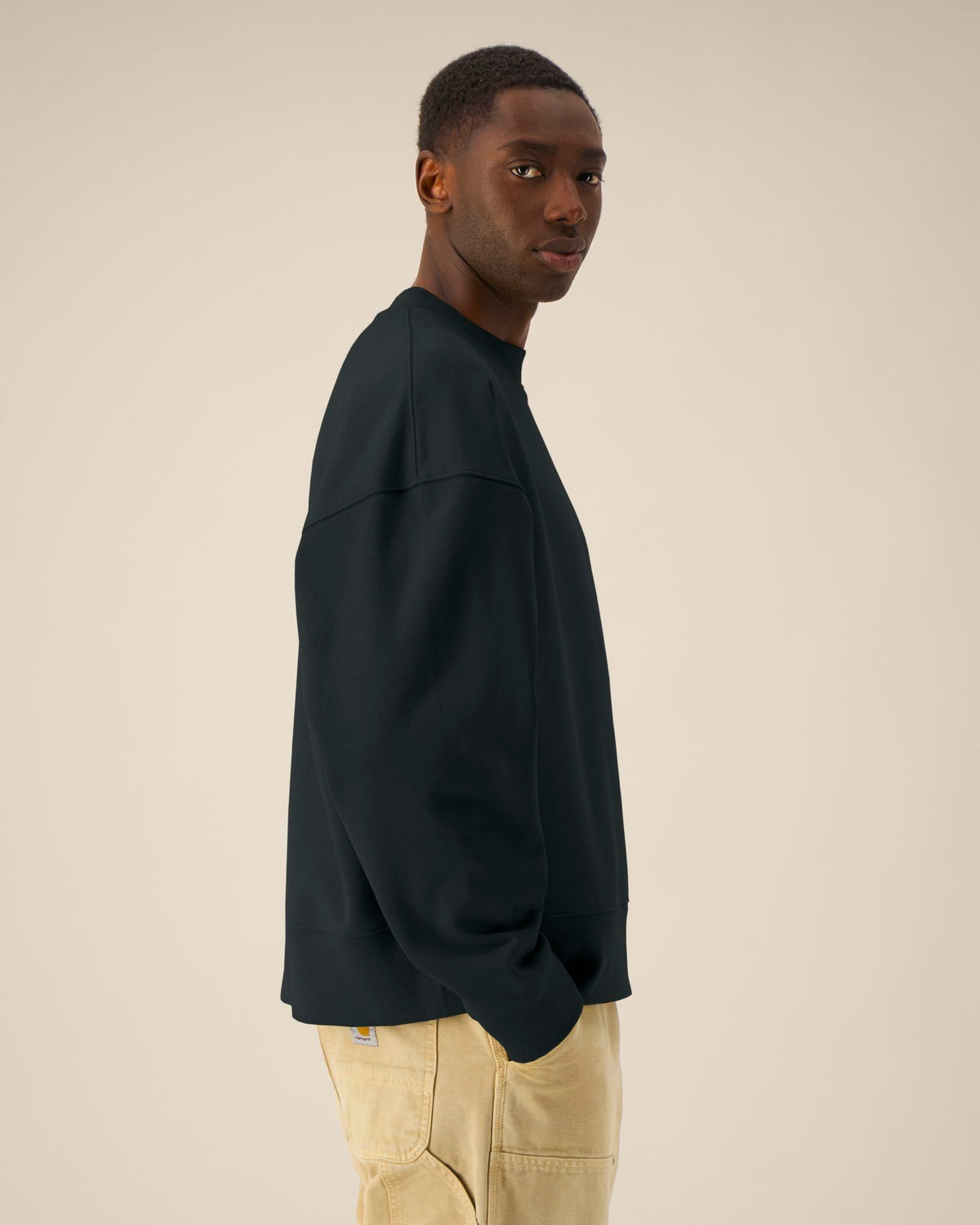 Black - C002