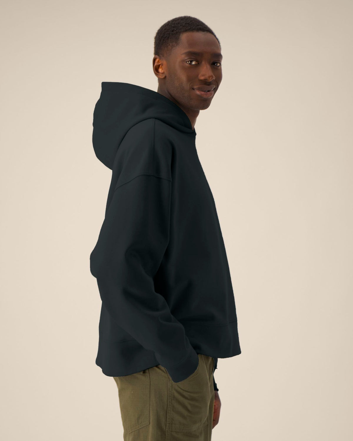 Black - C002