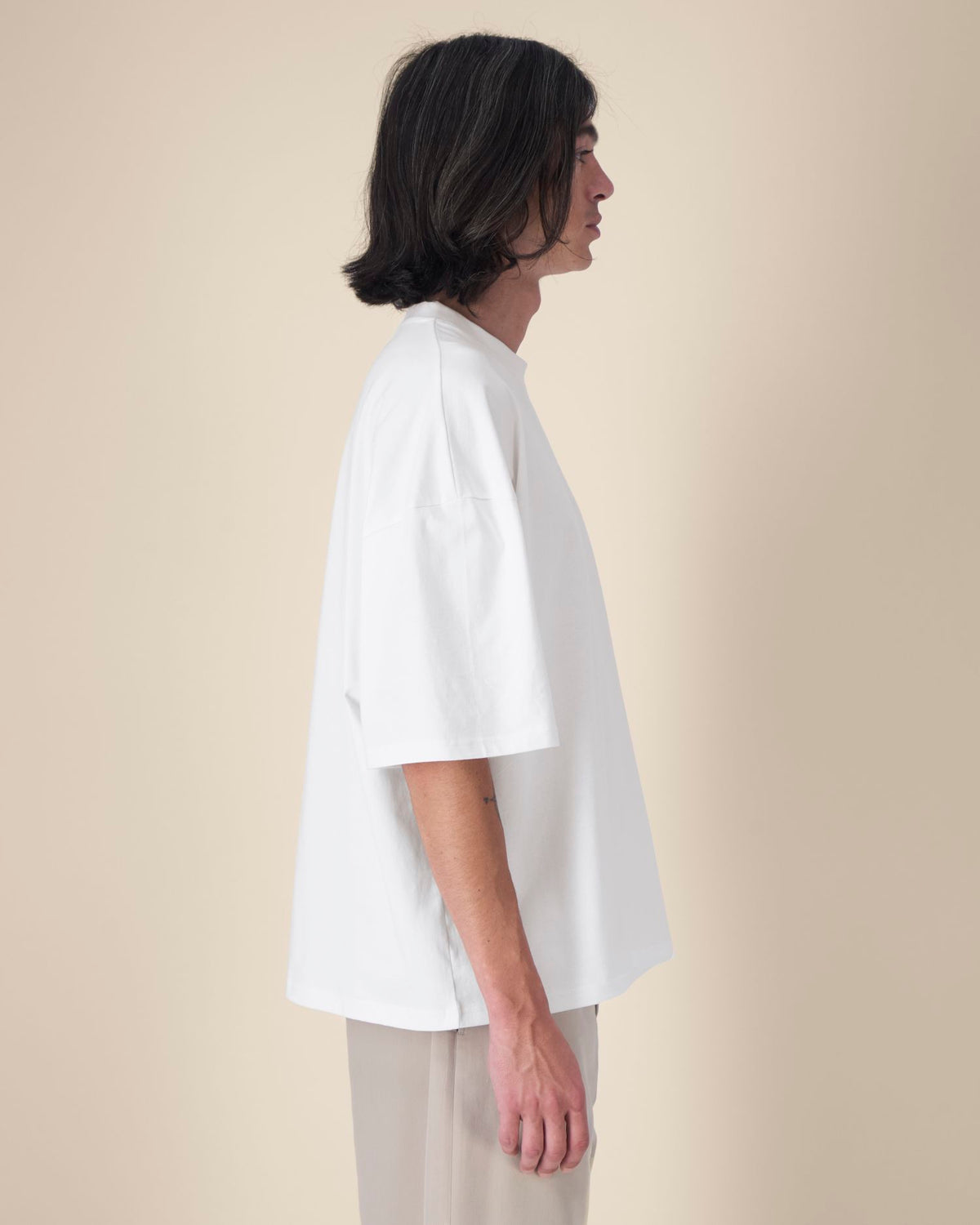 White - C001