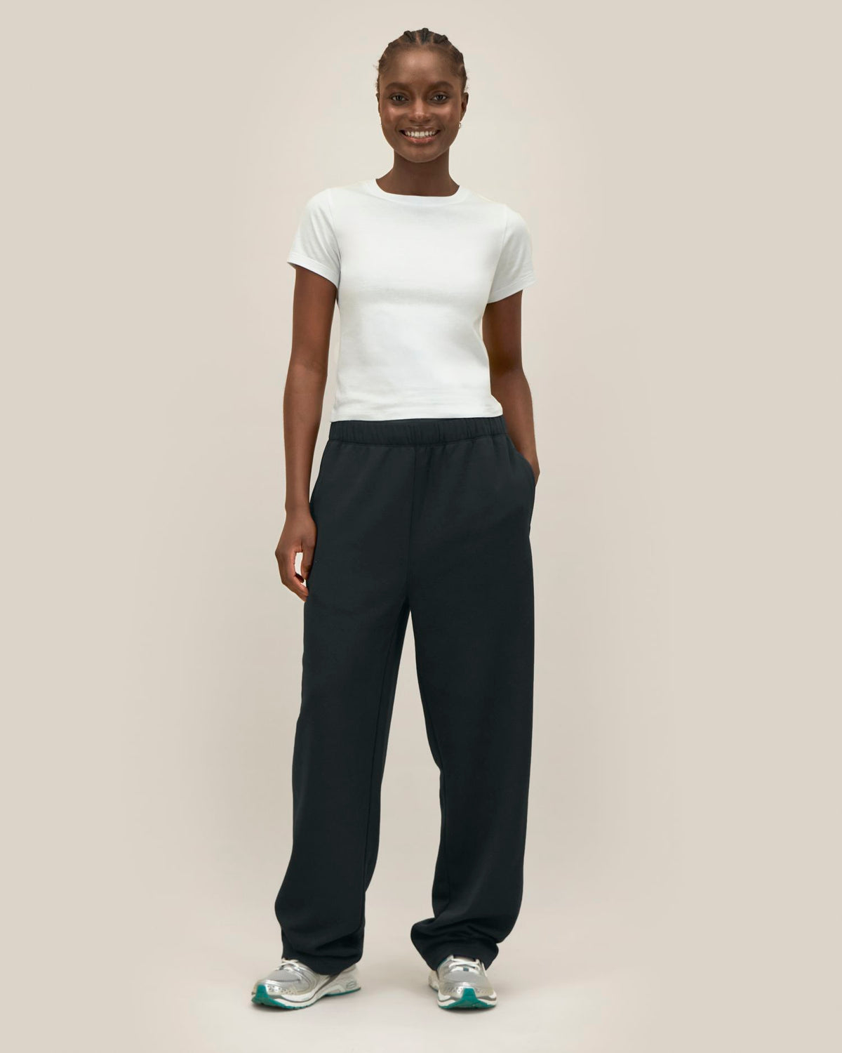 Black - C002