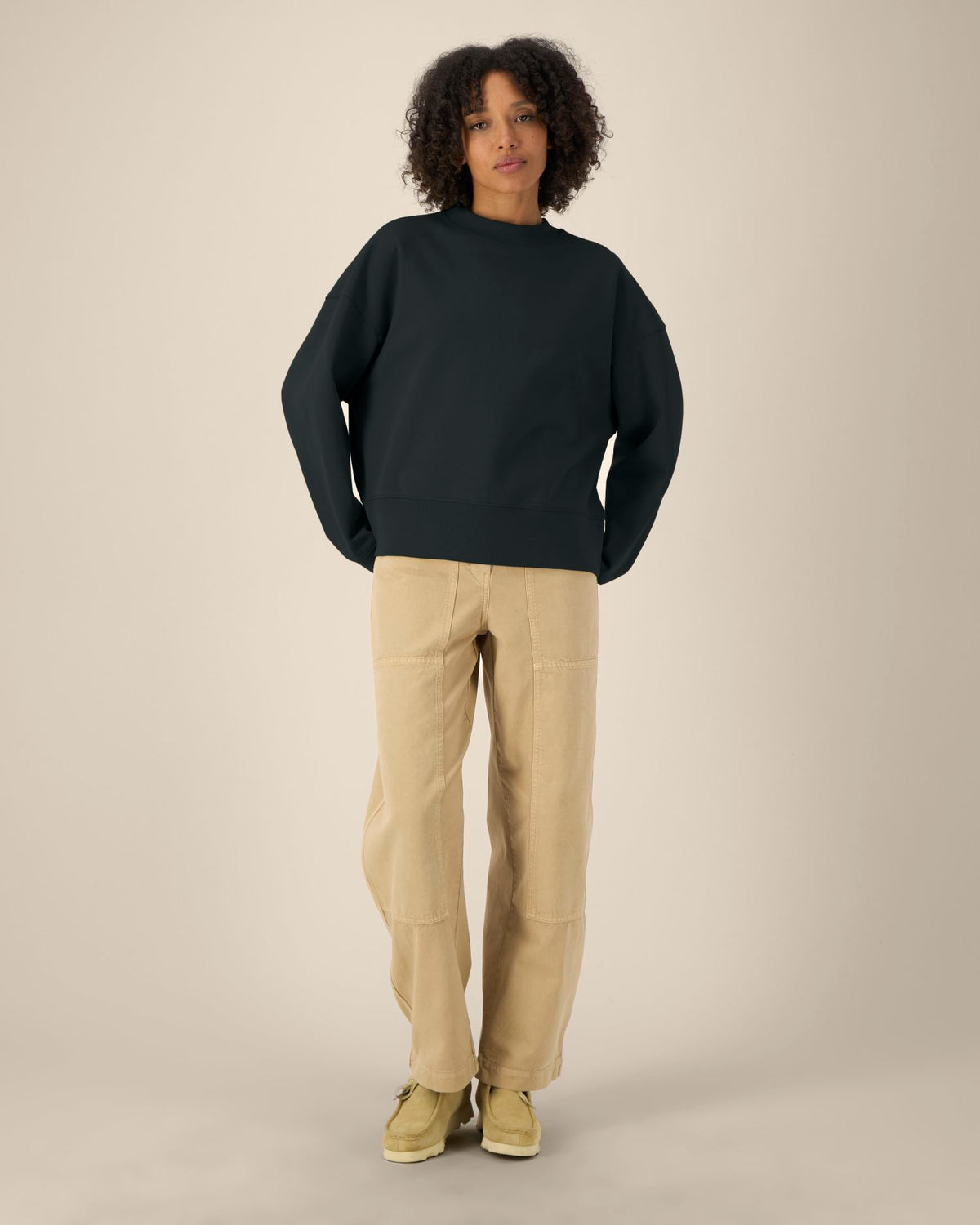 Black - C002