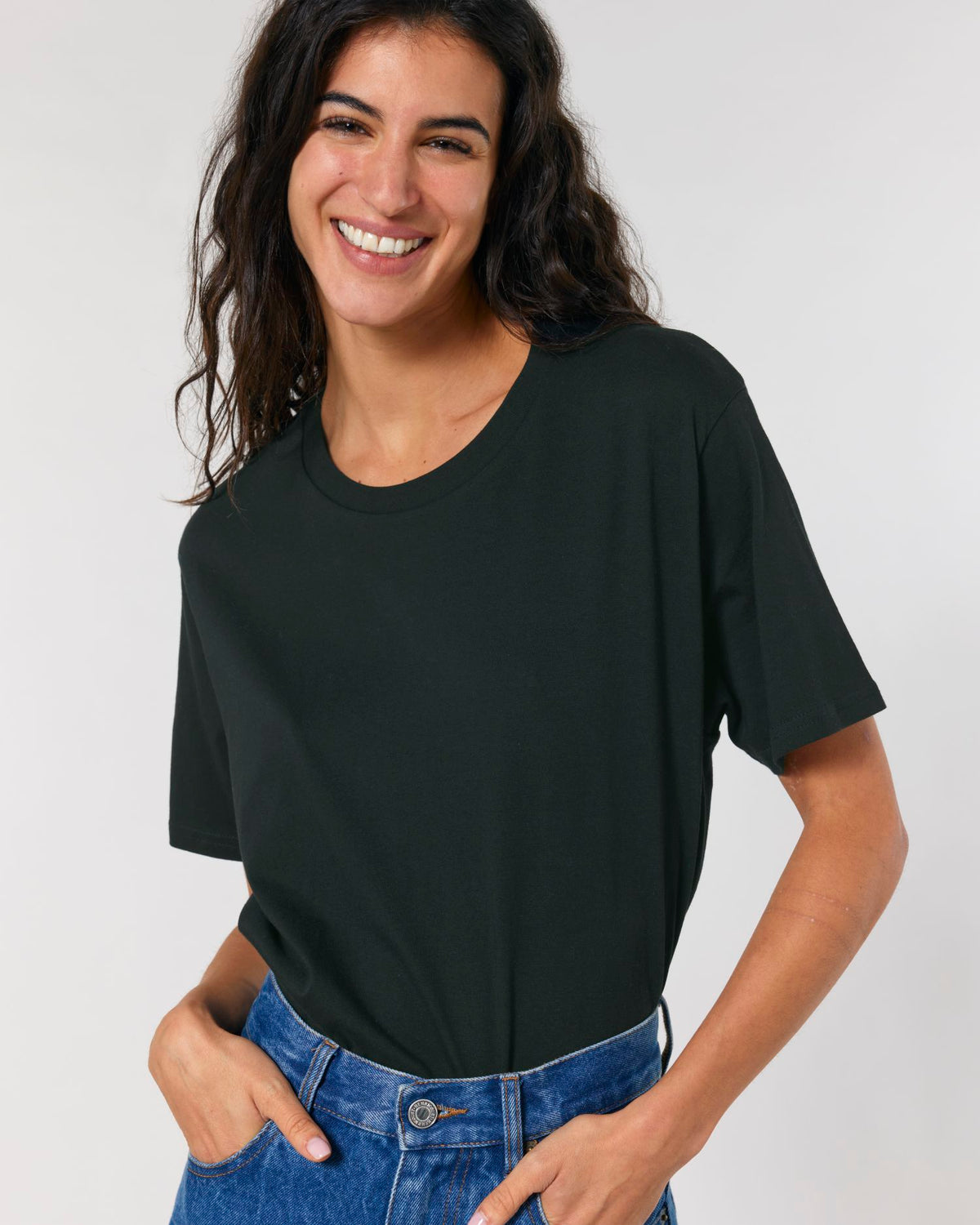 Black - C002