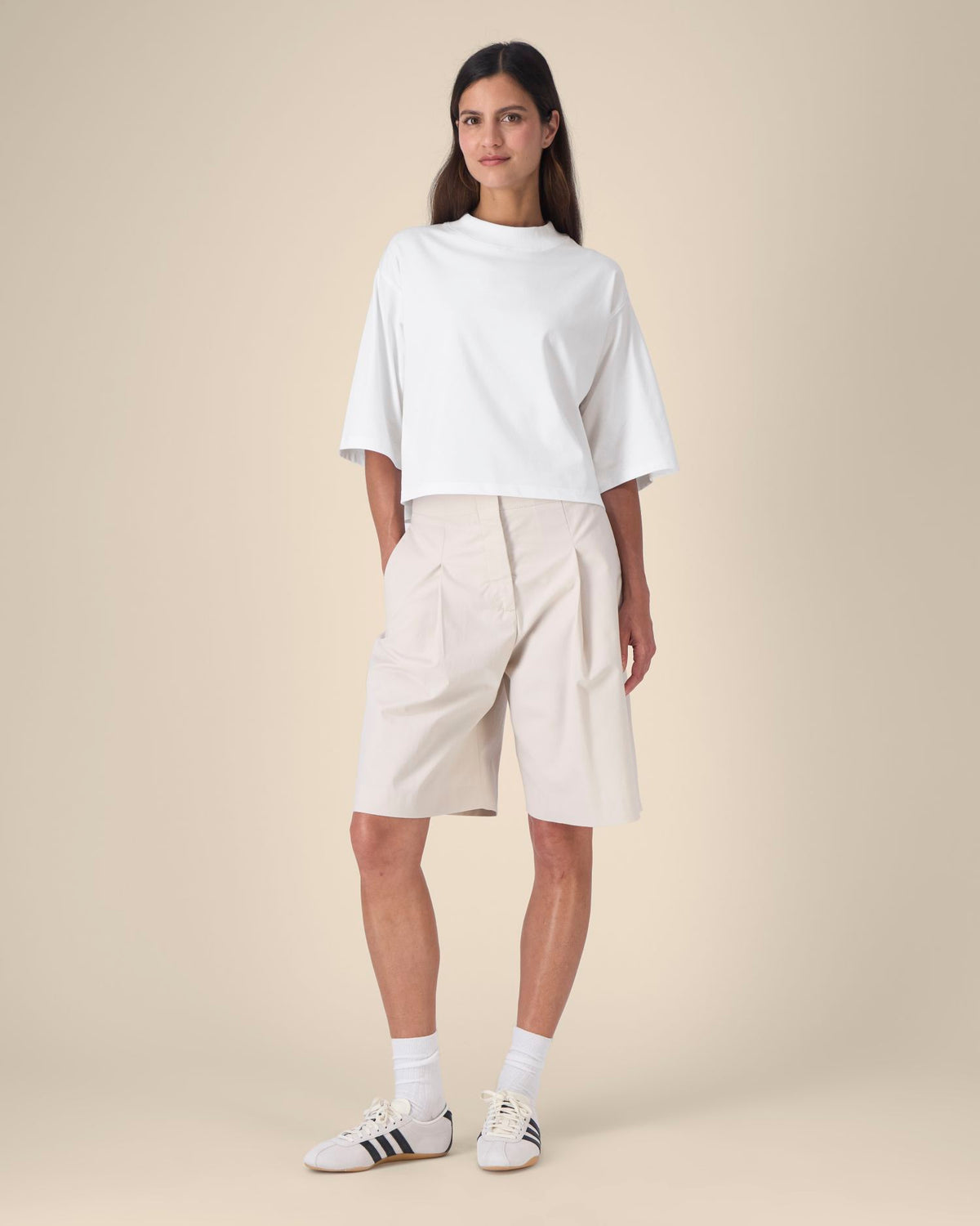 White - C001