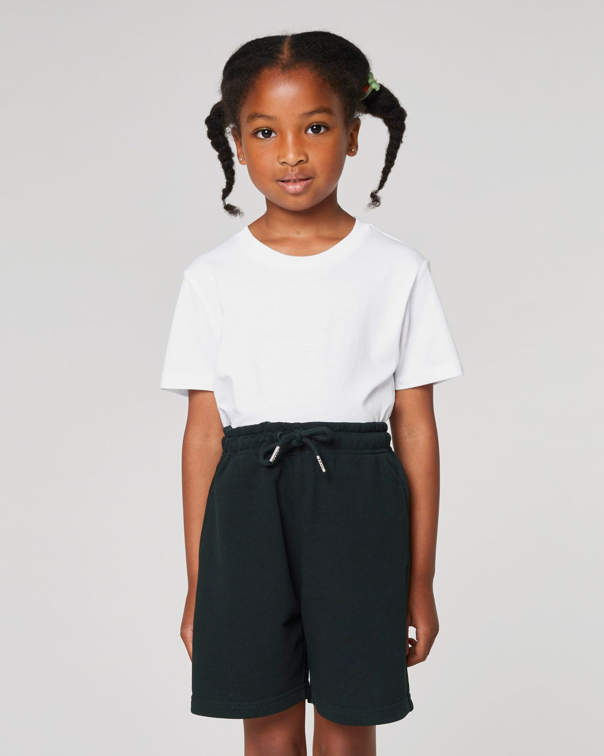 Black - C002