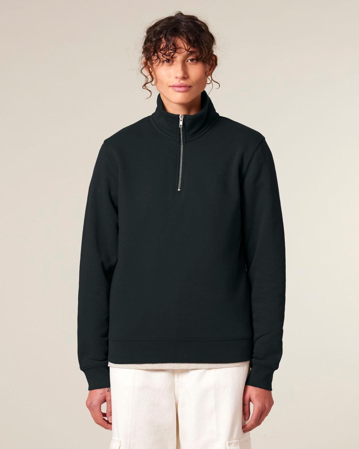 Black - C002