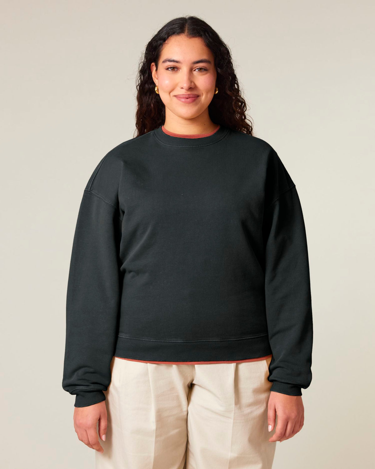 G. Dyed Black Rock - C140