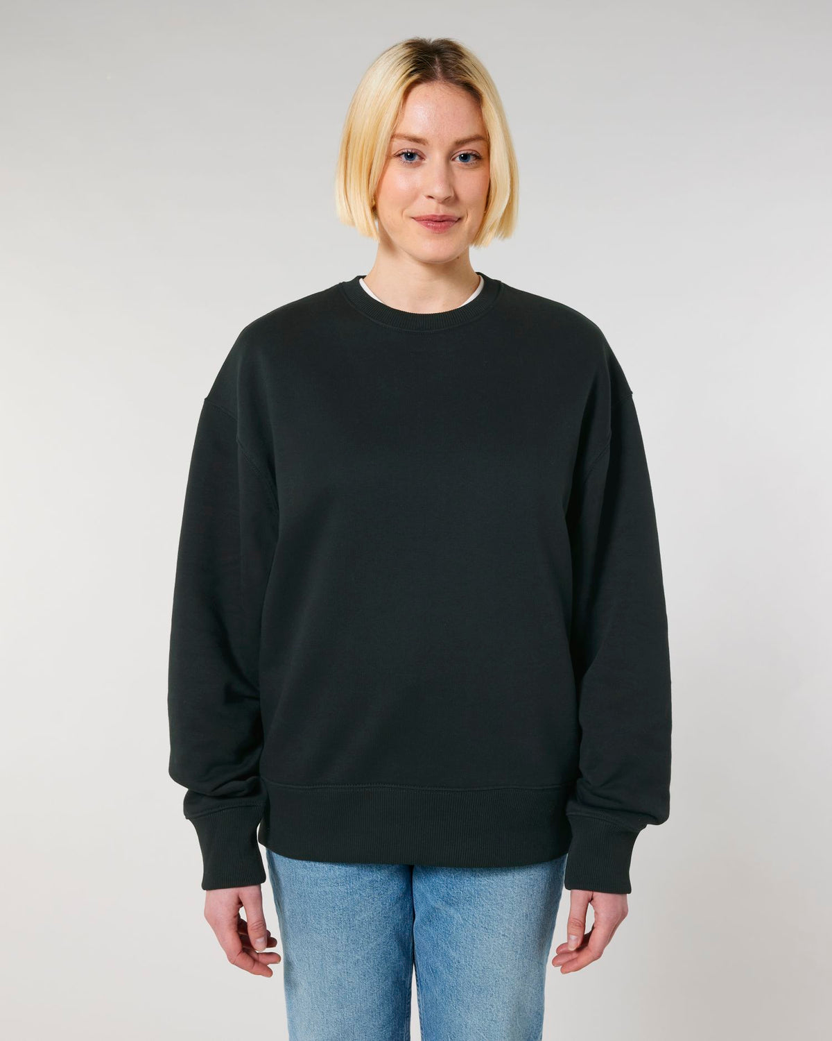 Black - C002