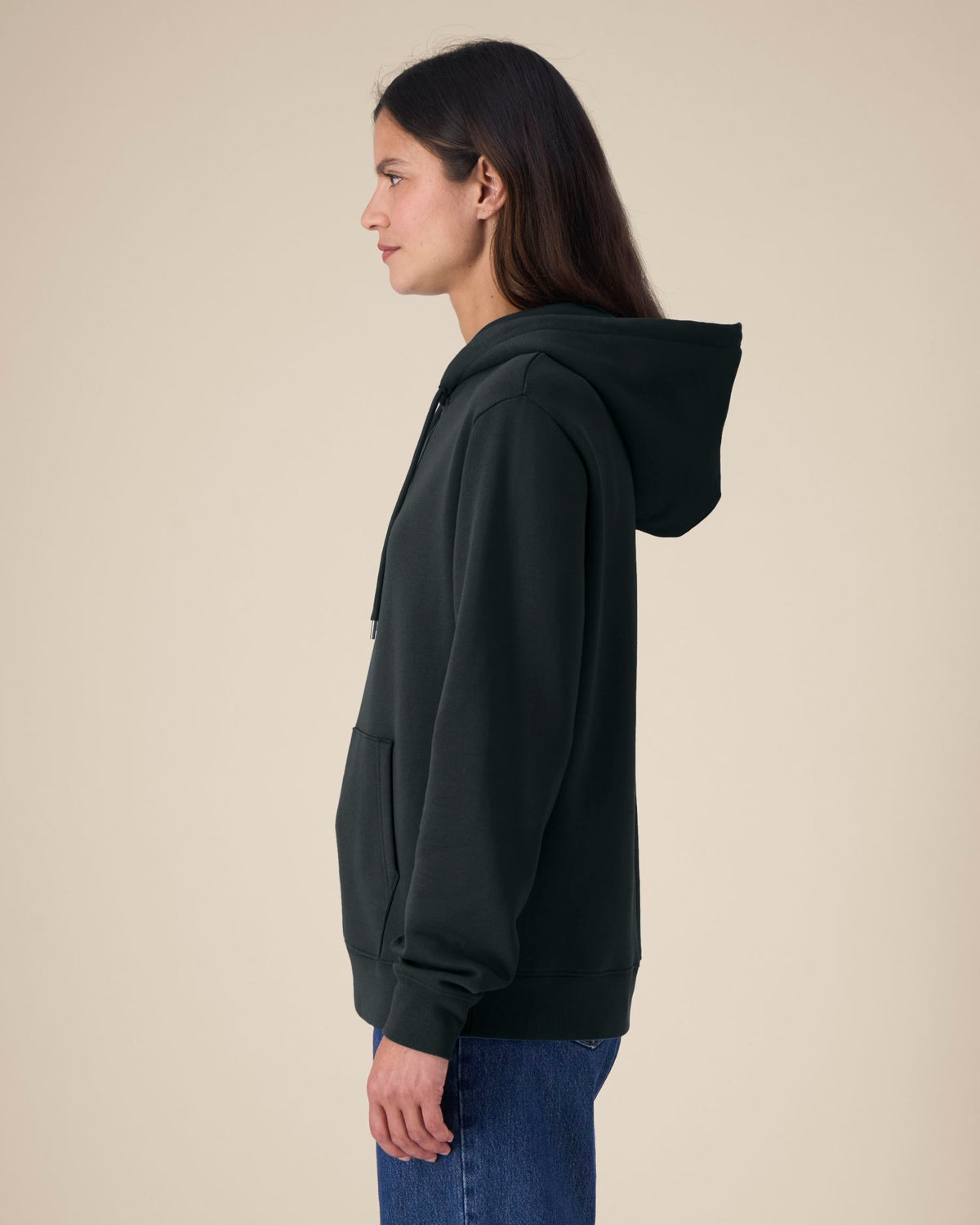 Black - C002