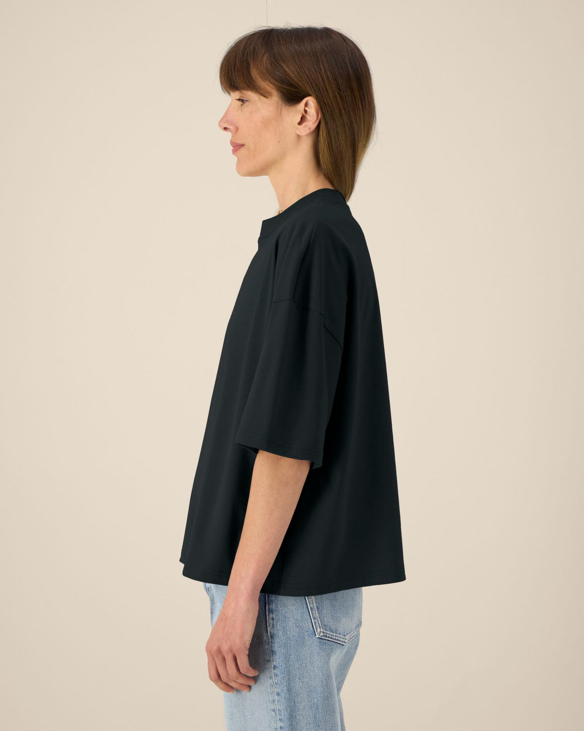 Black - C002