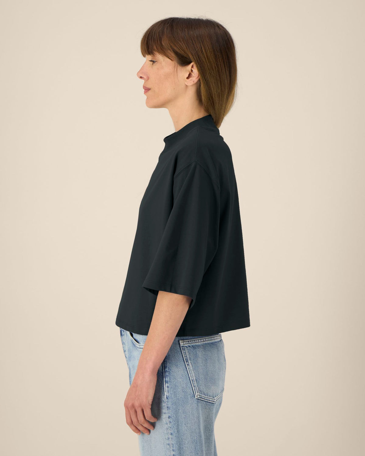 Black - C002